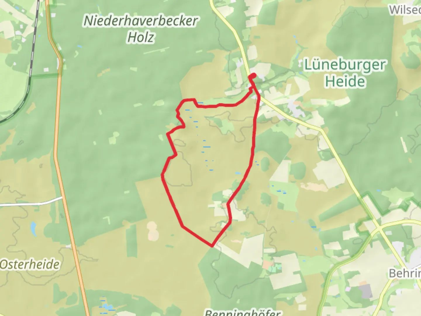 An image depicting the trail Heideschleife Haverbeeke and Niederhaverbeck and its surrounding area.
