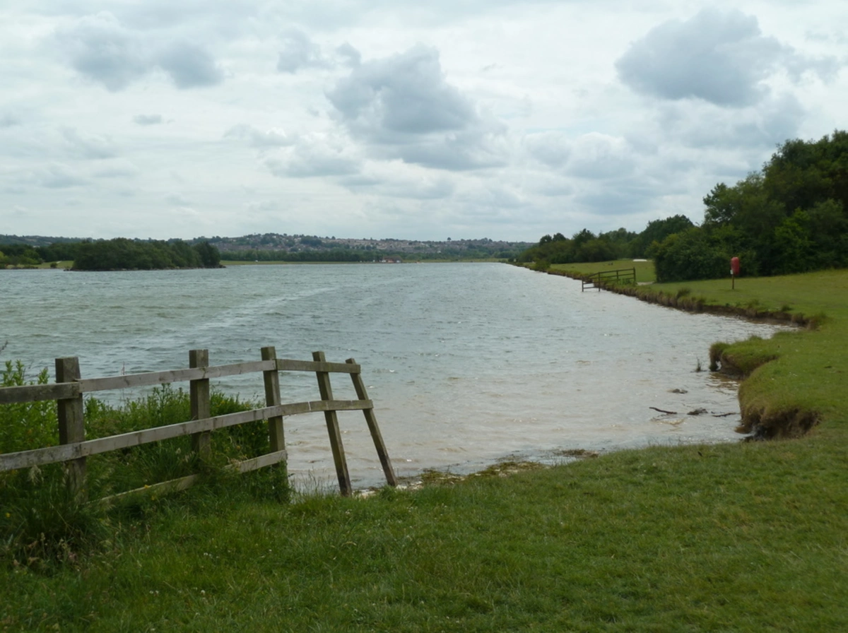 Rother Valley Lake Loop