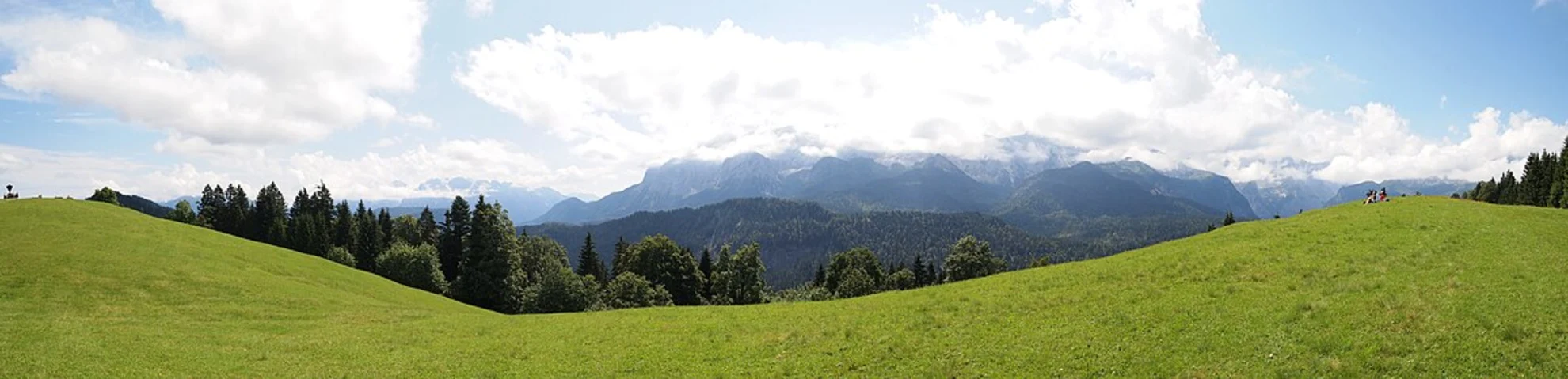 An image depicting the trail Schönau and Eckbauer Peak Loop from Kainzenbad and its surrounding area.