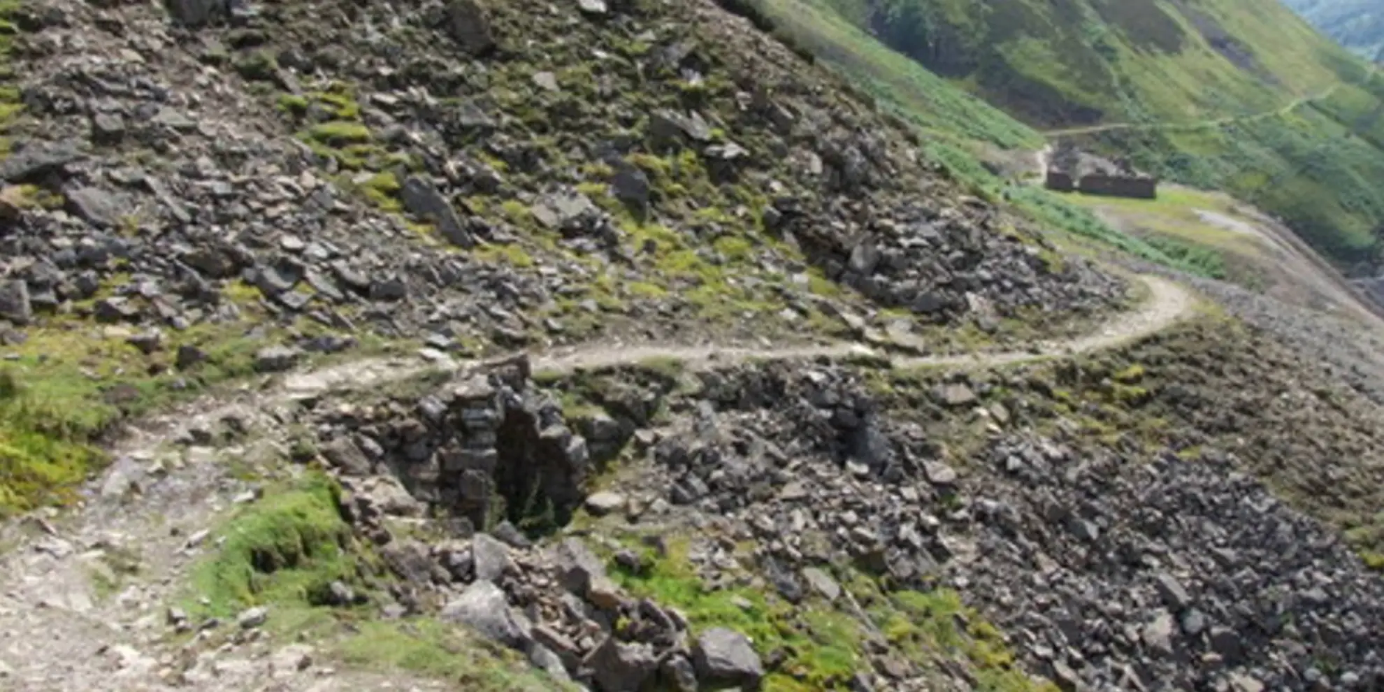 An image depicting the trail Bunton Hush - Blakethwaite and Gunnerside Gill and its surrounding area.