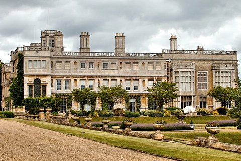 An image depicting the trail Castle Ashby and its surrounding area.