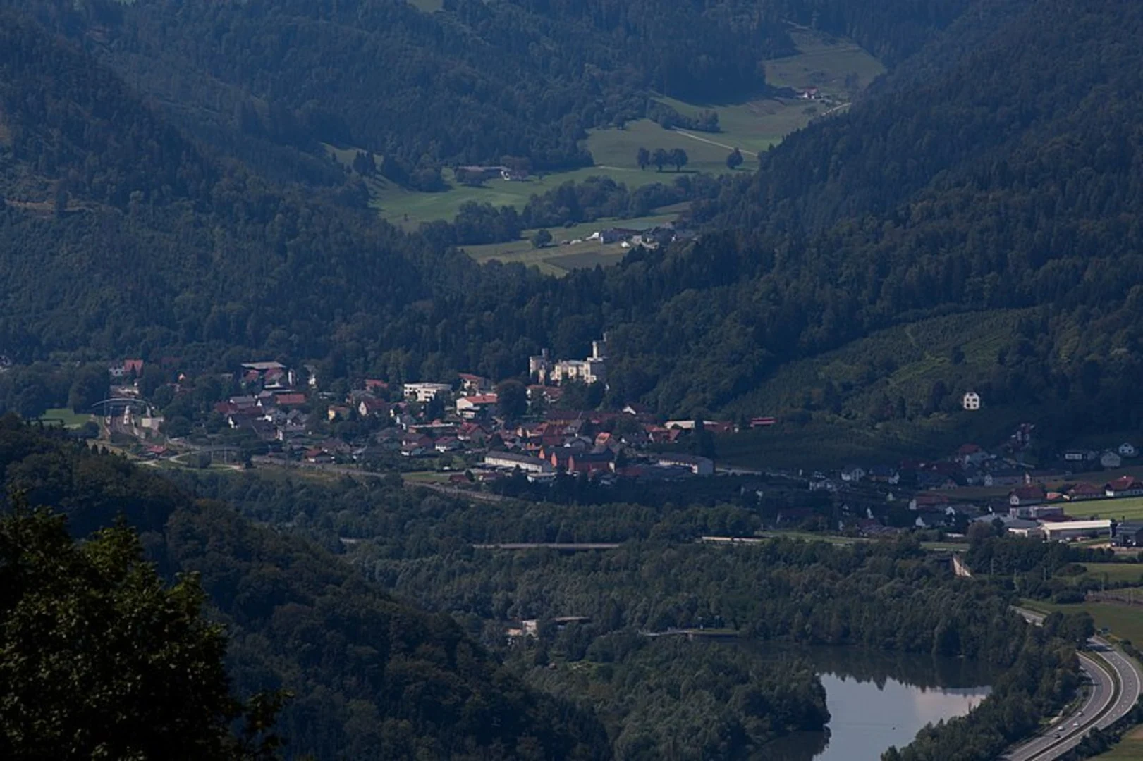 An image depicting the trail Stübing and Pfaffenkogel Loop and its surrounding area.