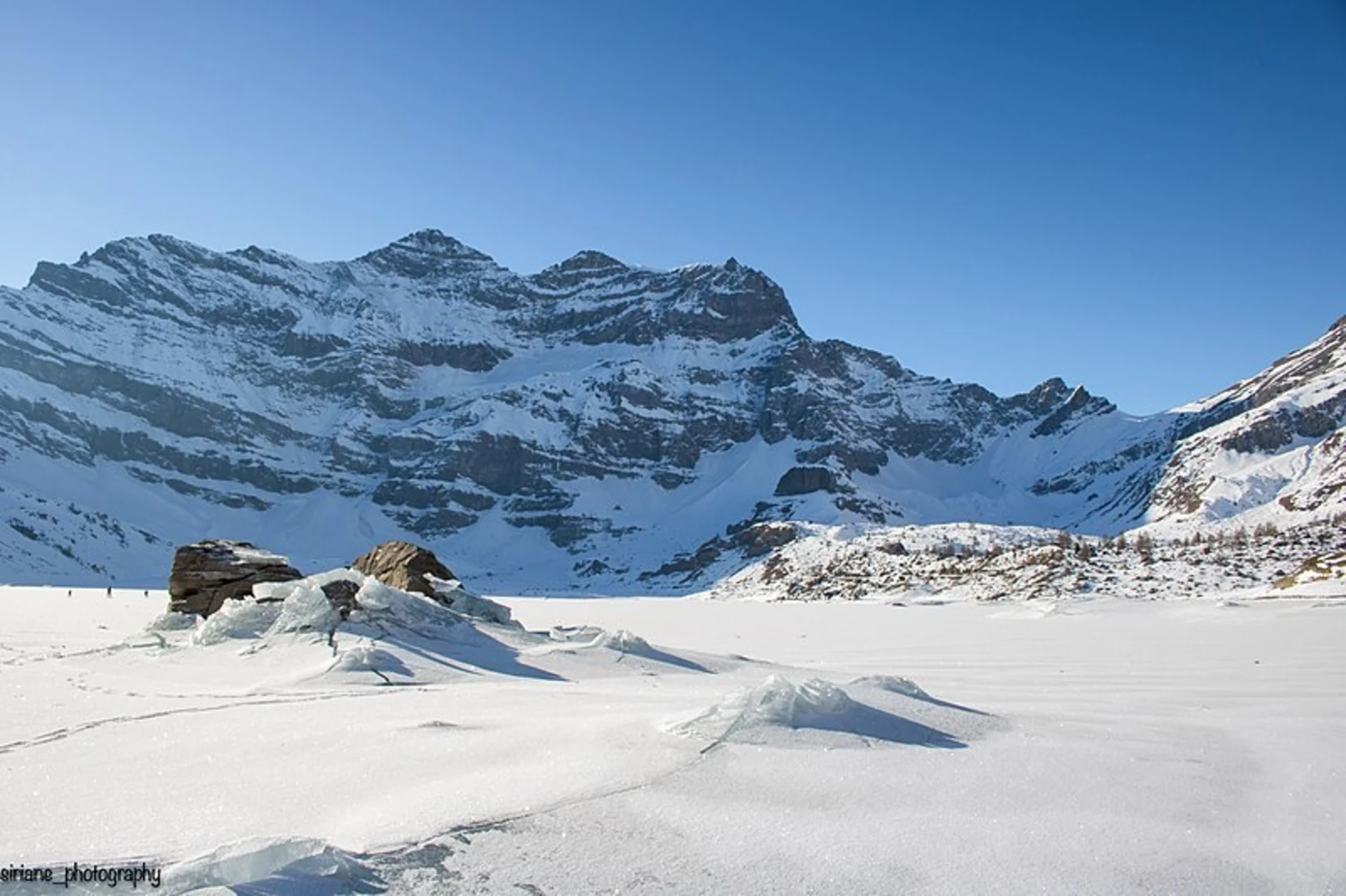 An image depicting the trail Lac de Salanfe Loop Trail and its surrounding area.