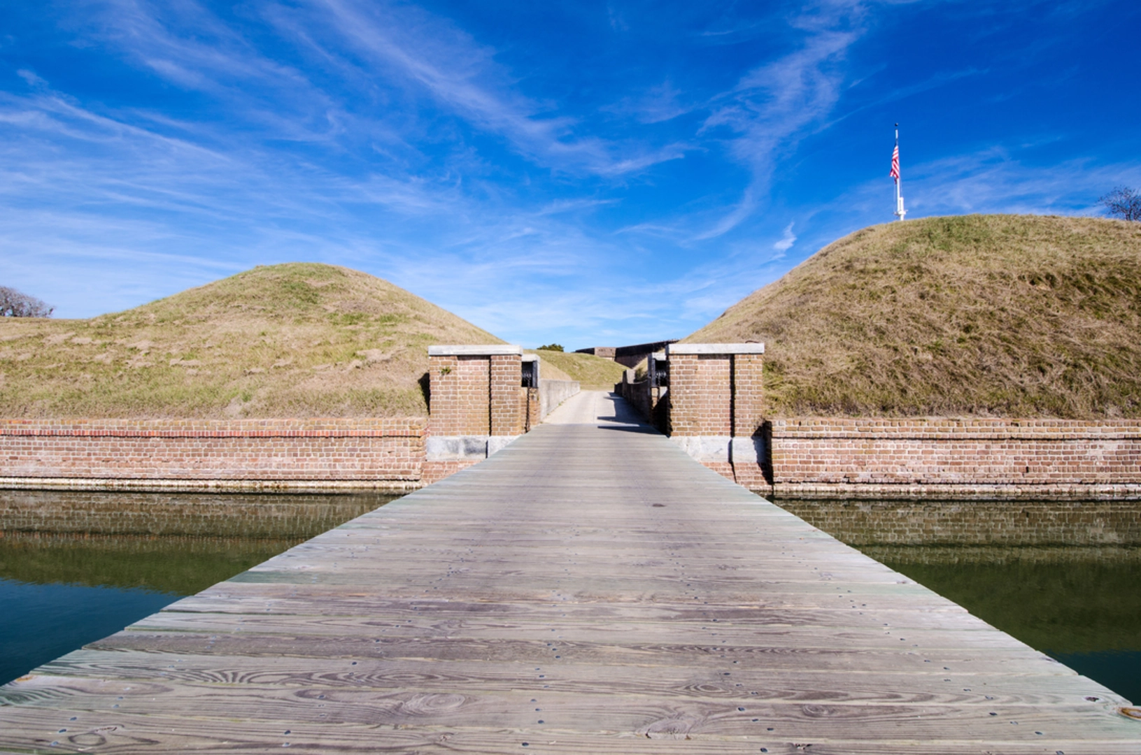 An image depicting the trail Fort Pulaski National Monument Loop and its surrounding area.