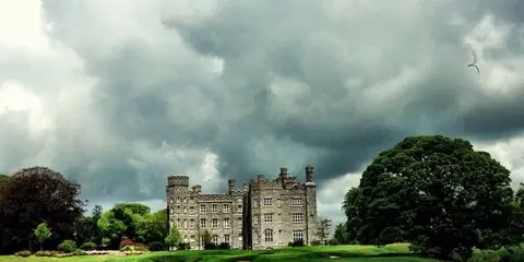 Killeen Castle