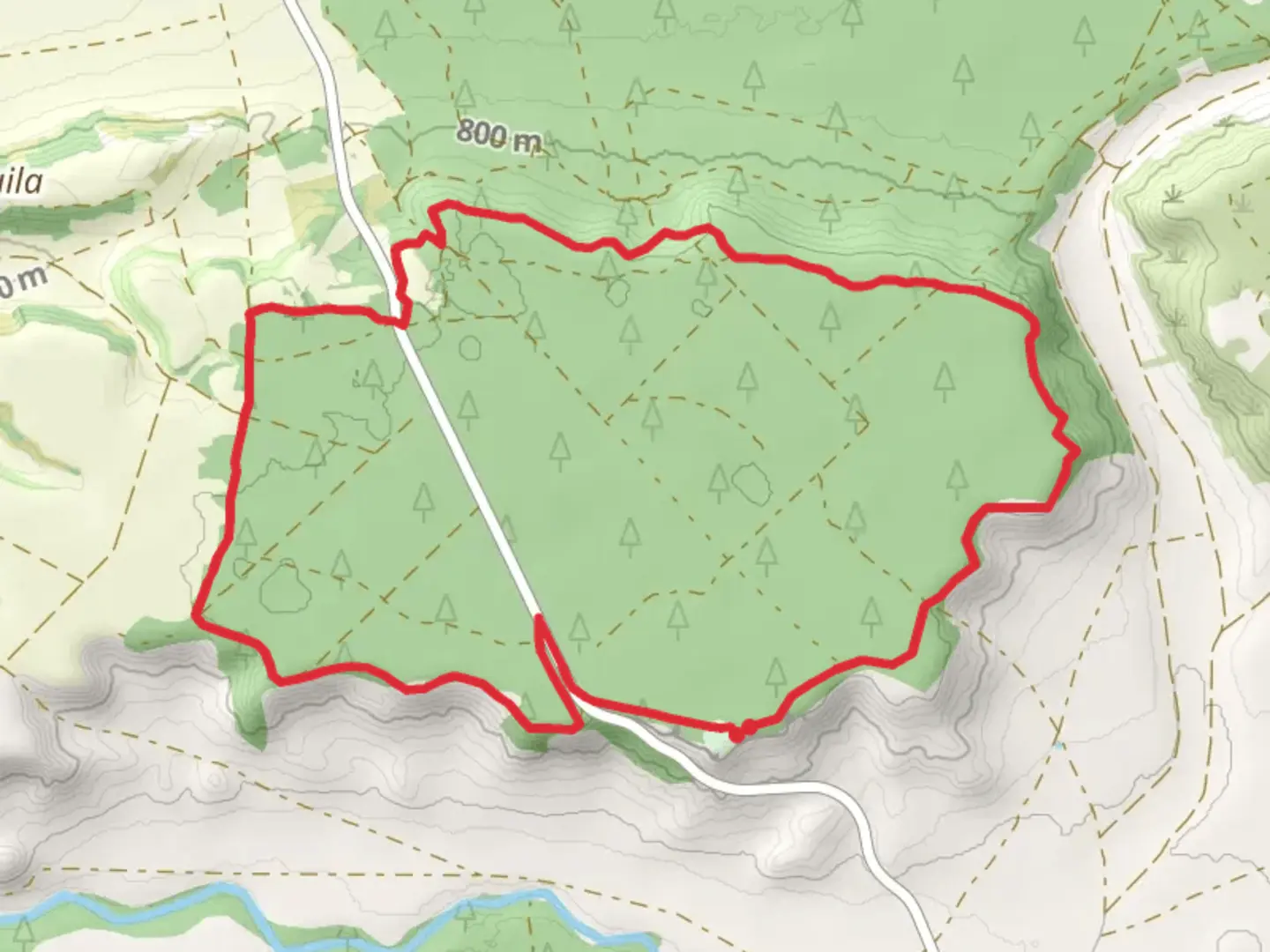 An image depicting the trail Return to San Marugán PR VA 61 and its surrounding area.