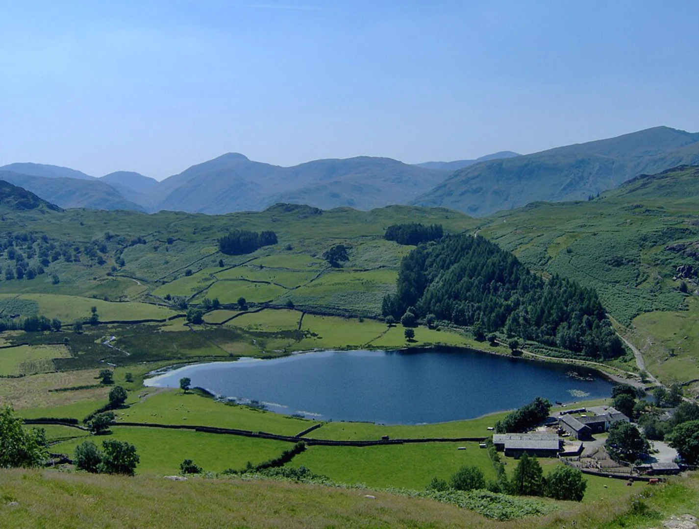 An image depicting the trail Bracken Plantation, Great Crag and Brund Fell Loop and its surrounding area.