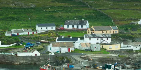 An image depicting the trail Inishturk - Lough Coolaknick Loop and its surrounding area.