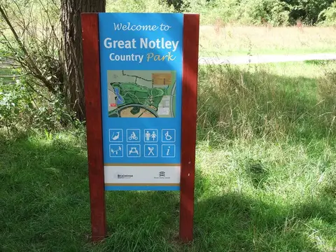 An image depicting the trail Great Notley Country Park and its surrounding area.