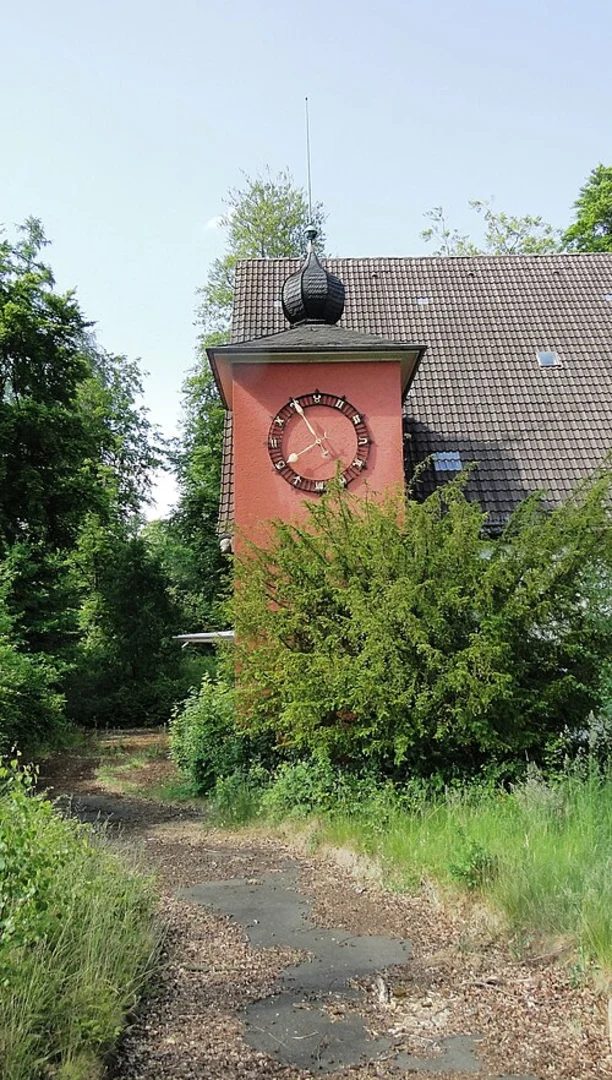 An image depicting the trail Rothwesten Loop and its surrounding area.