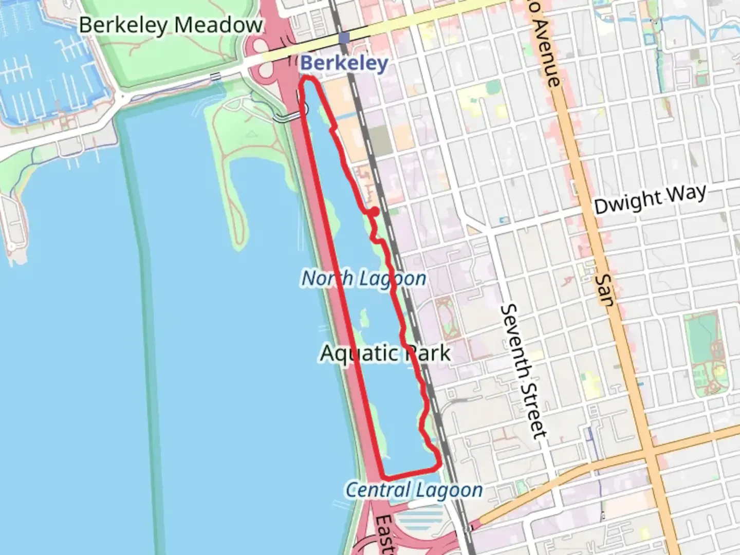 An image depicting the trail Berkeley Beach, North Lagoon - Aquatic Park Loop and its surrounding area.