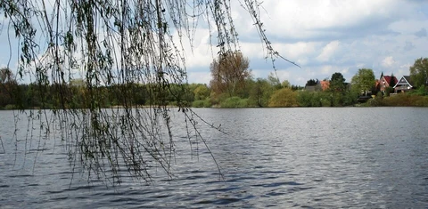 Luebeck Hauptbahnhof to Bad Schwartau via Tremser Teich and Wallhafen