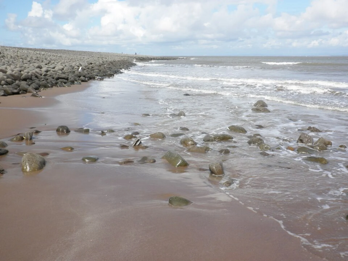 An image depicting the trail Culver Cliff, North Hill and Porlock Beach via SWCP and its surrounding area.