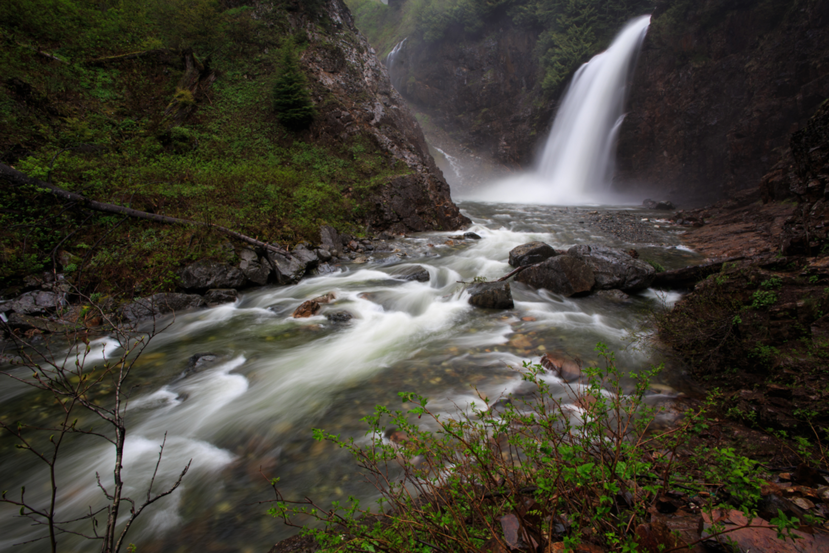 An image depicting the trail Franklin Falls Trail and its surrounding area.