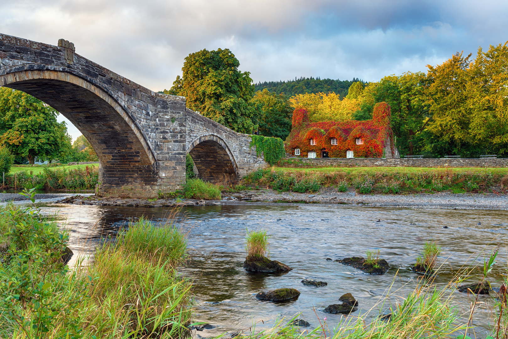 An image depicting the trail Wales Cistercian Way and its surrounding area.