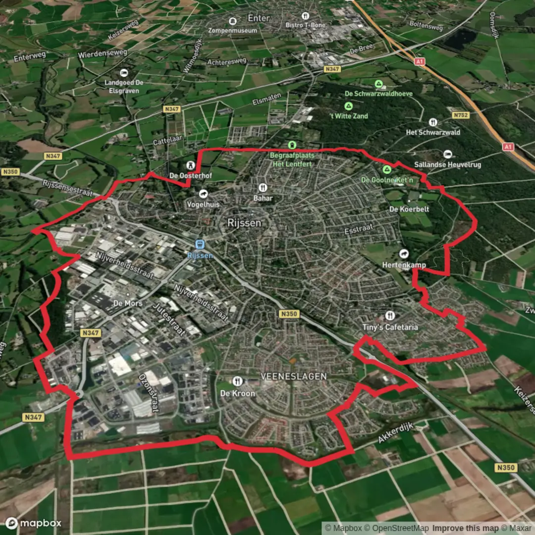 An image depicting the trail De Ravijntjes and Noorderbosch via Overijssels Havezatenpad and Akkerdijk and its surrounding area.