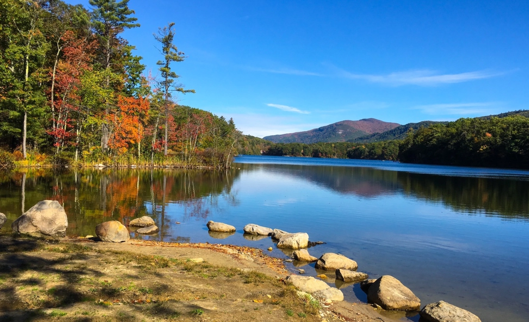 An image depicting the trail Minnie Baker Trail and its surrounding area.