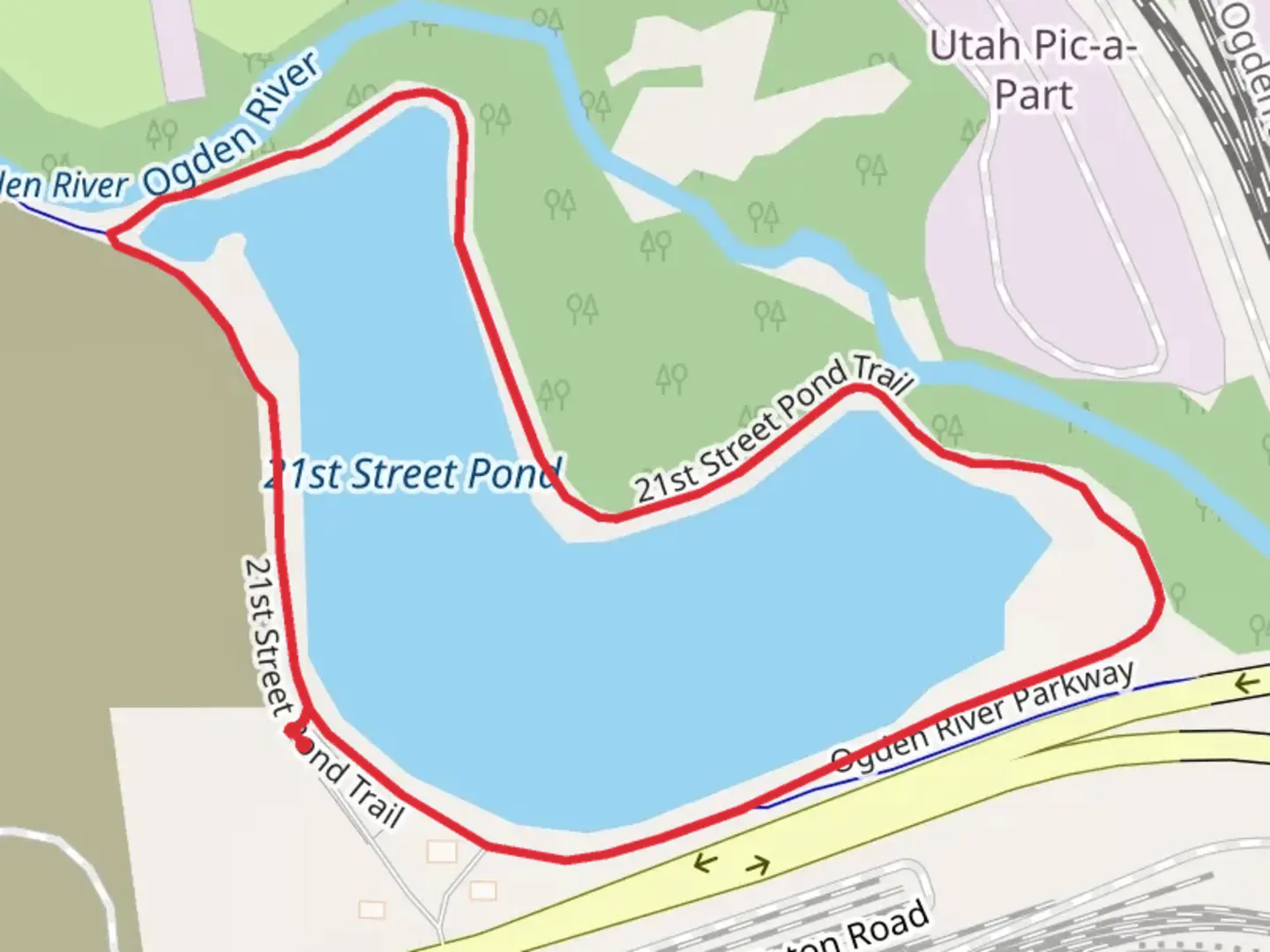 An image depicting the trail Twenty first Street Pond Trail and its surrounding area.