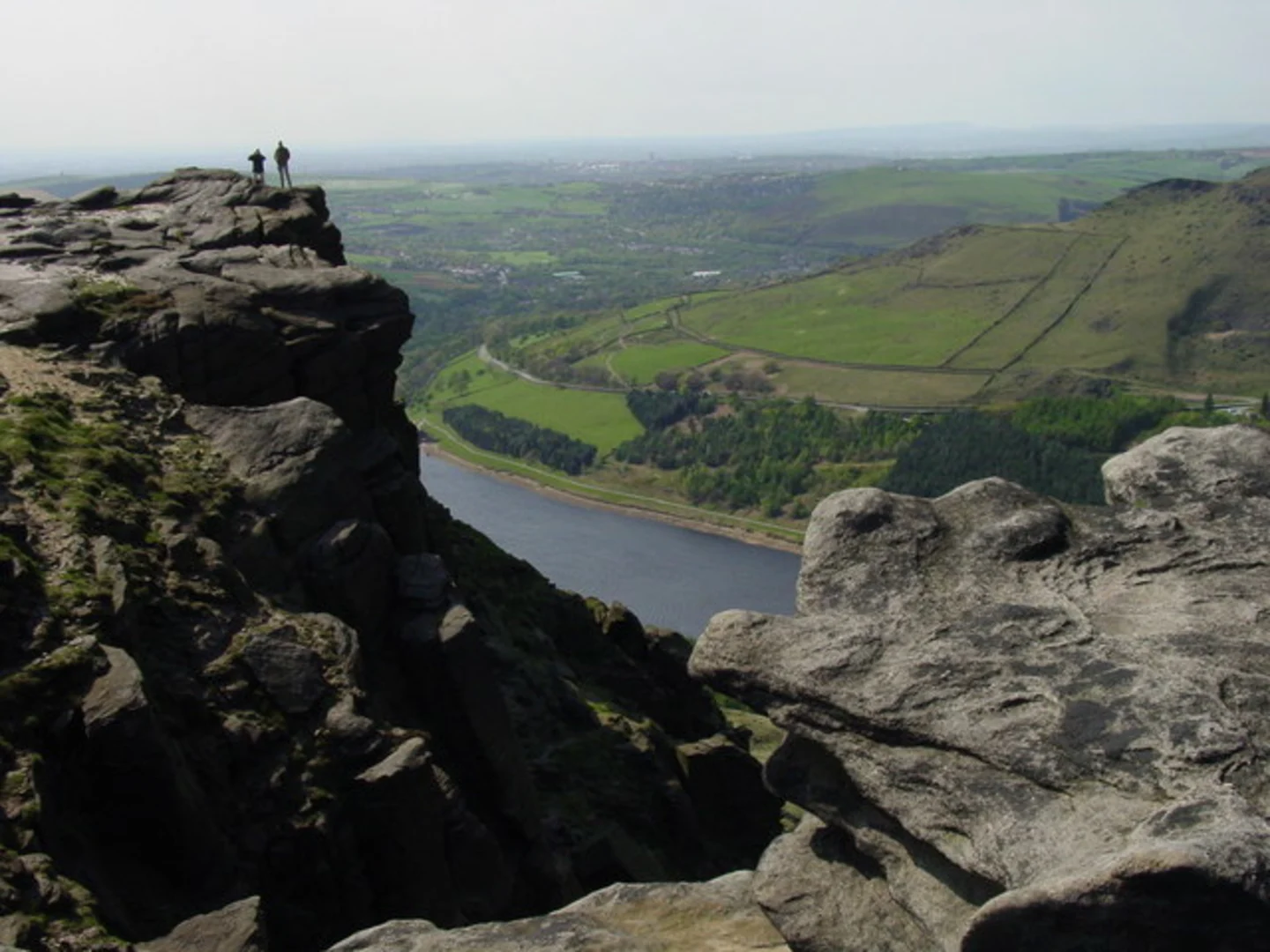 An image depicting the trail Dean Rocks Loop via Dovestone Reservoir and its surrounding area.
