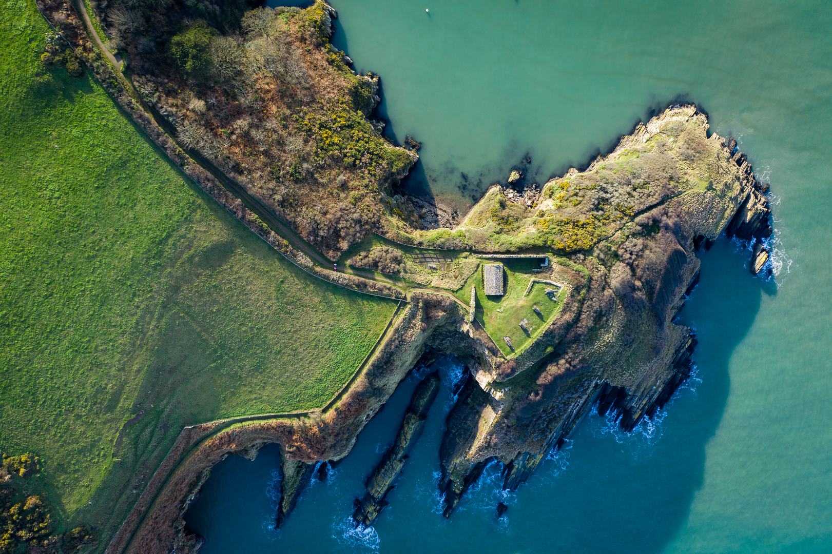 An image depicting the trail Llanwnda - Goodwick and its surrounding area.