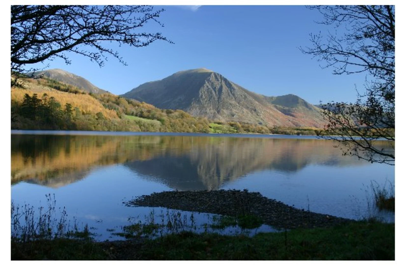 An image depicting the trail Highnook Tarn Loop and its surrounding area.