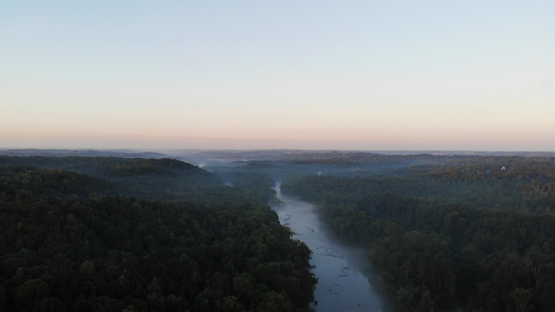 An image depicting the trail Buford Dam Park and Chattahoochee River Loop and its surrounding area.