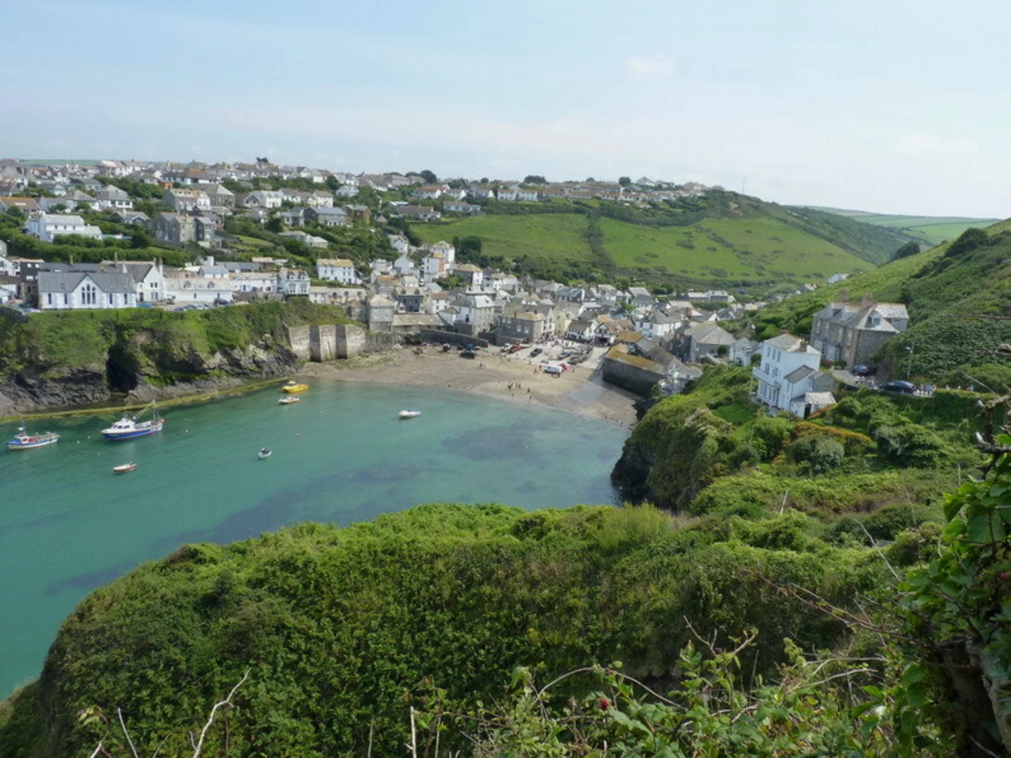 An image depicting the trail Port Isaac Loop and its surrounding area.