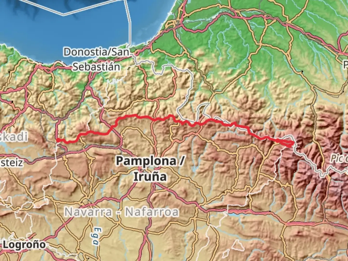 An image depicting the trail GR 12 - Eukal Herría Trail and its surrounding area.
