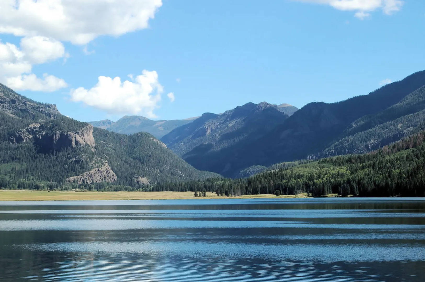 An image depicting the trail Williams Lake Trail and its surrounding area.