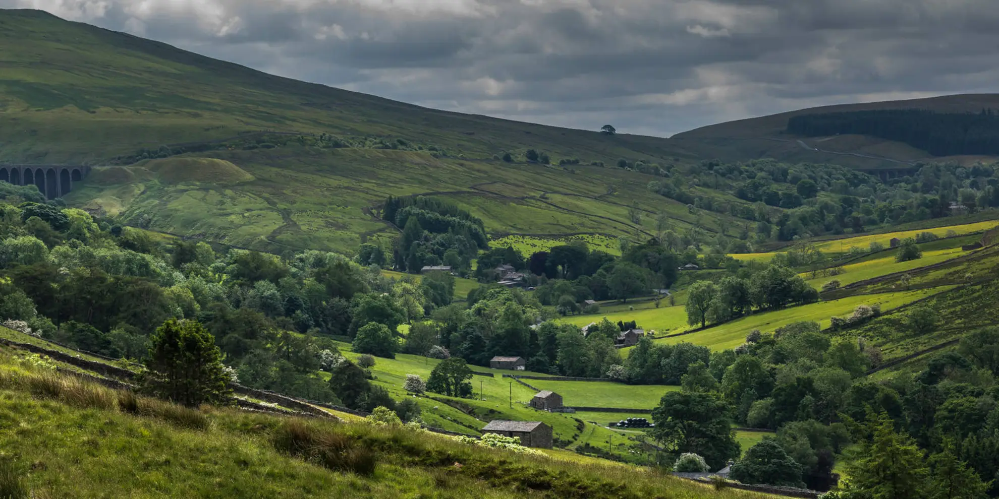 An image depicting the trail Dentdale and Bleamoor and its surrounding area.