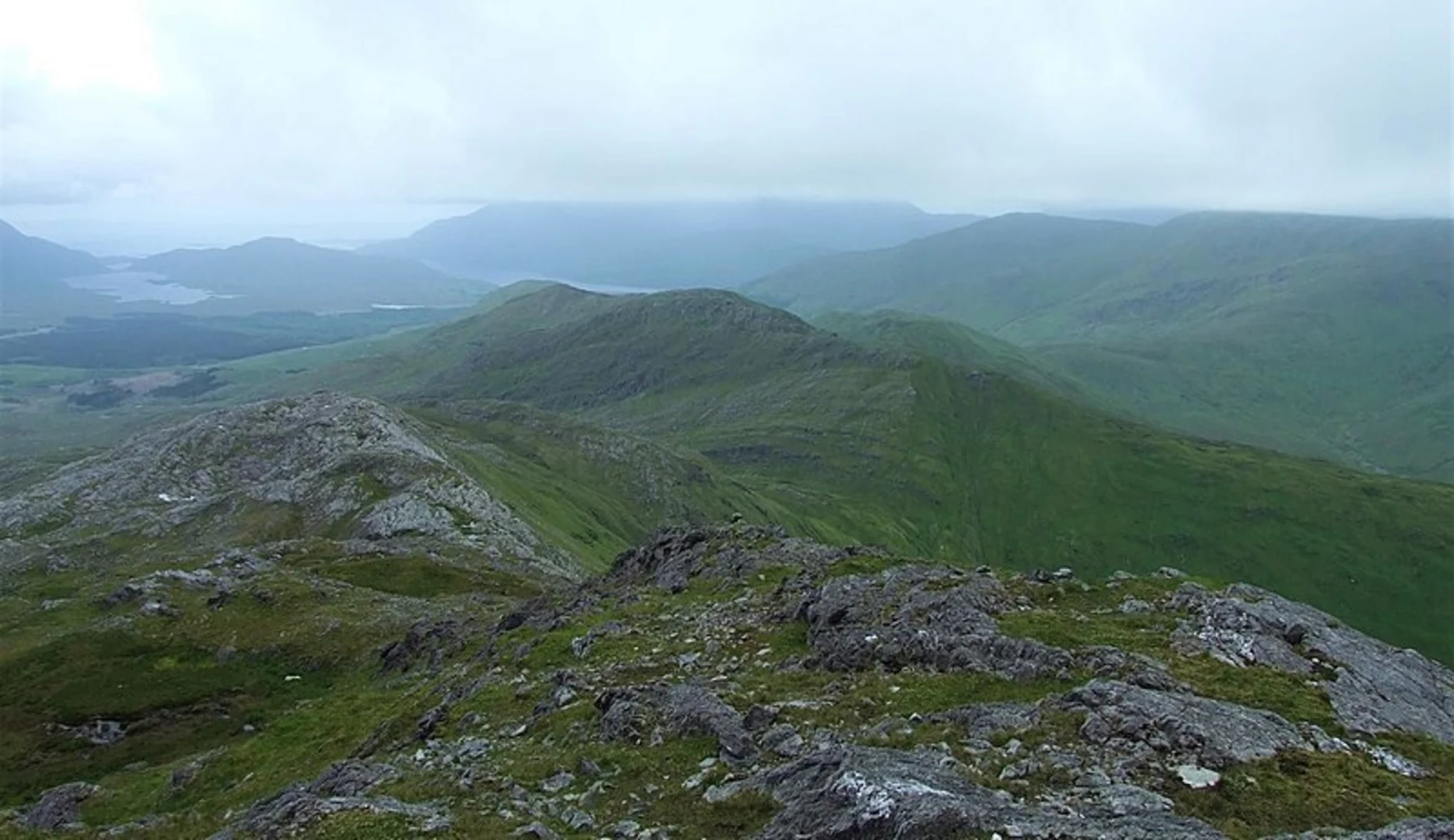 An image depicting the trail Leenaun Hill Walk and its surrounding area.