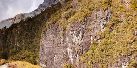 An image depicting the trail Lyell to Ghost Lake Hut - Old Ghost Road and its surrounding area.
