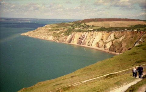 An image depicting the trail Alum Bay and Headon Warren and its surrounding area.