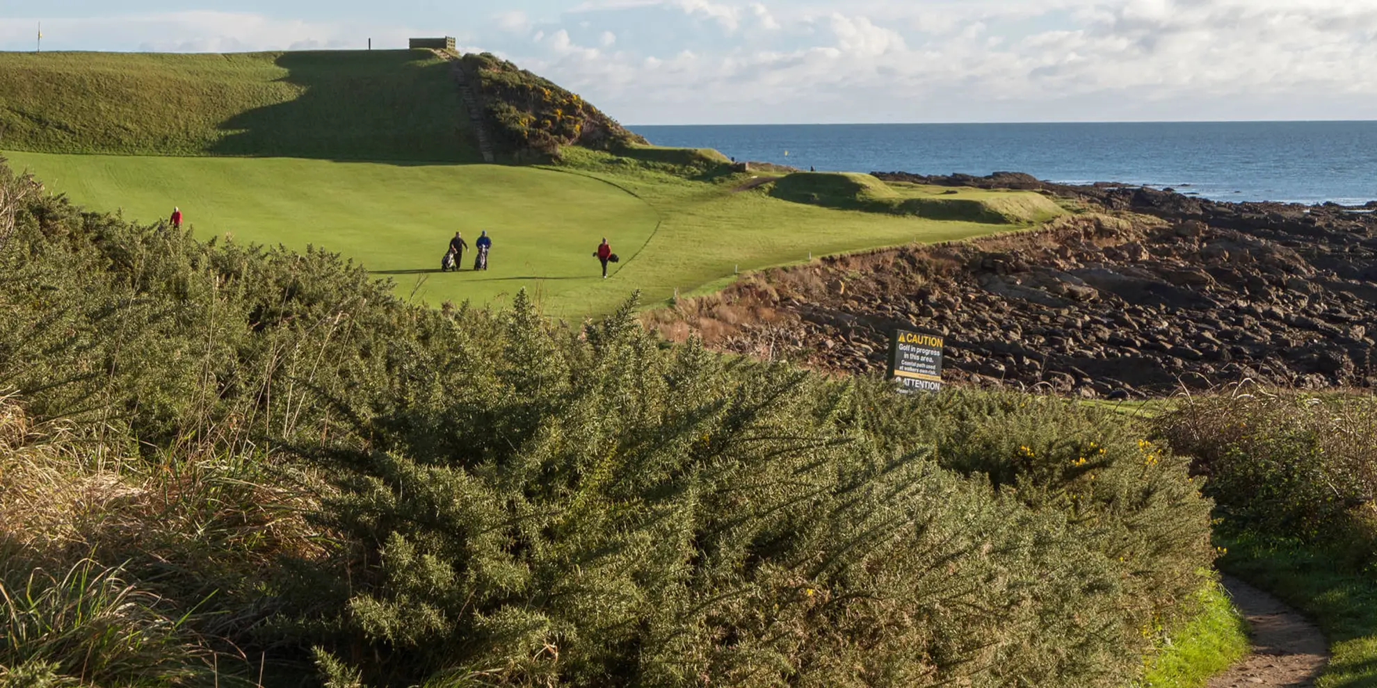 An image depicting the trail Pittenweem to Crail - Fife Coastal Path and its surrounding area.