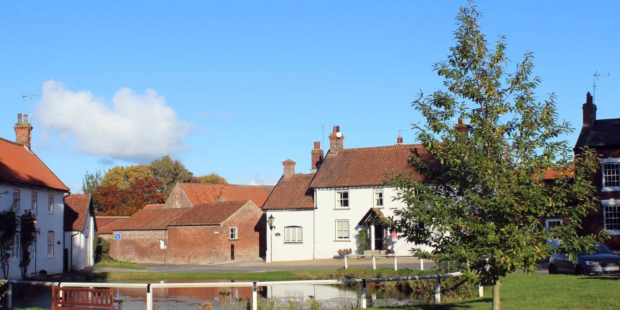 An image depicting the trail High Hunsley Circuit and its surrounding area.