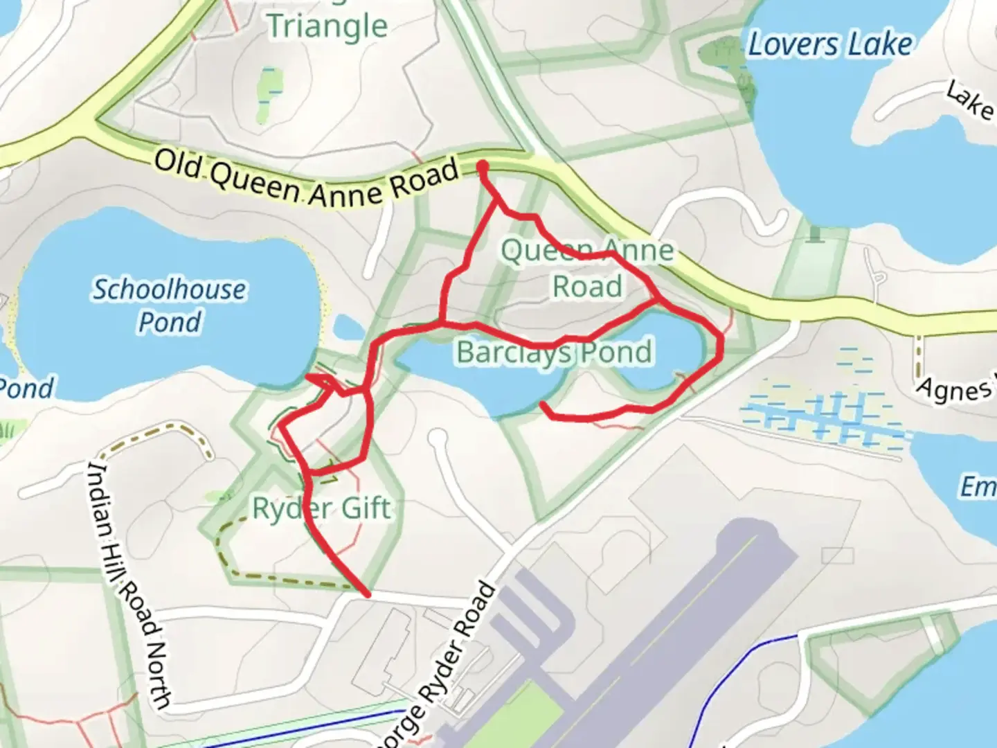 An image depicting the trail Schoolhouse Pond View Loop and its surrounding area.