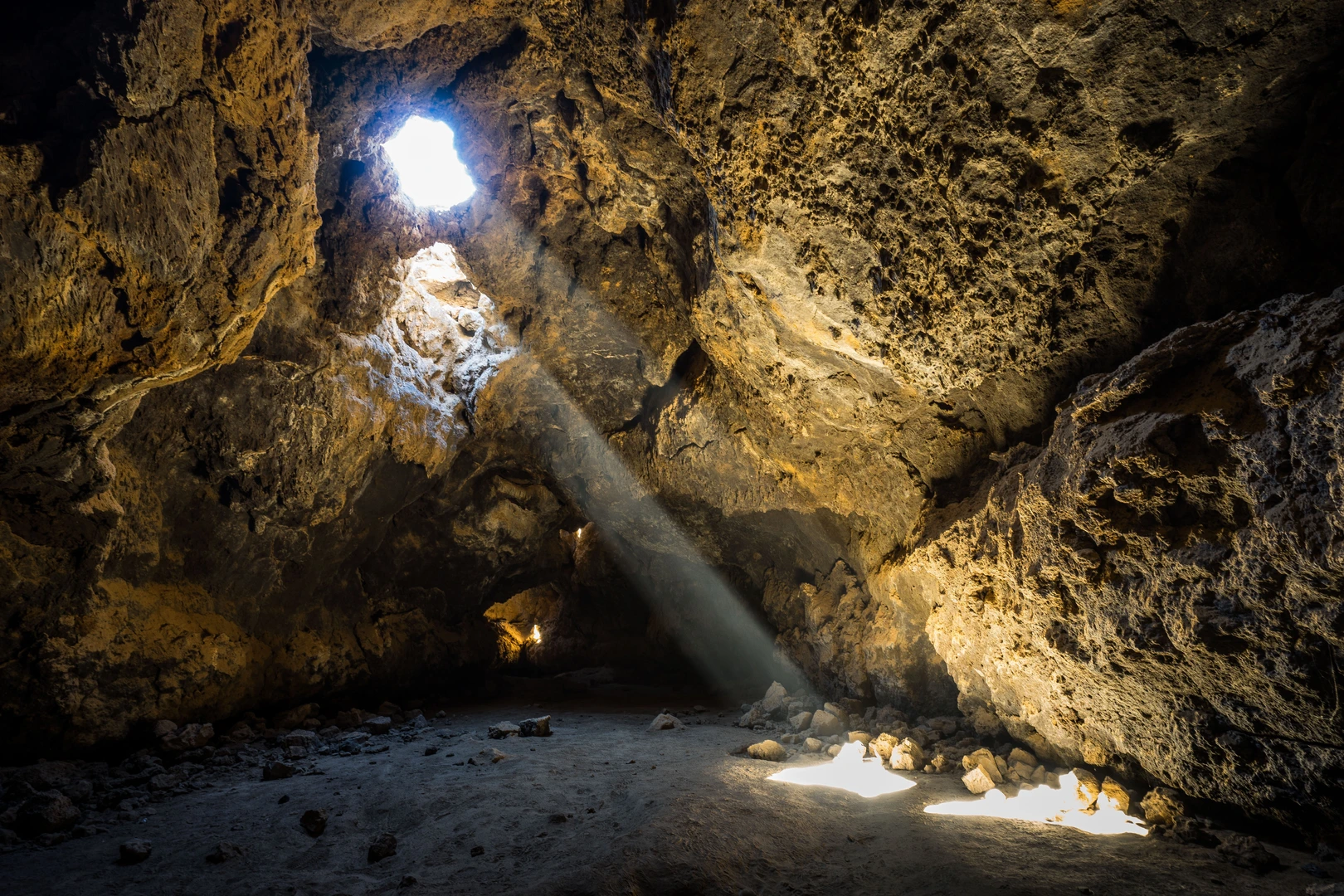 An image depicting the trail Aiken Mine Road and its surrounding area.