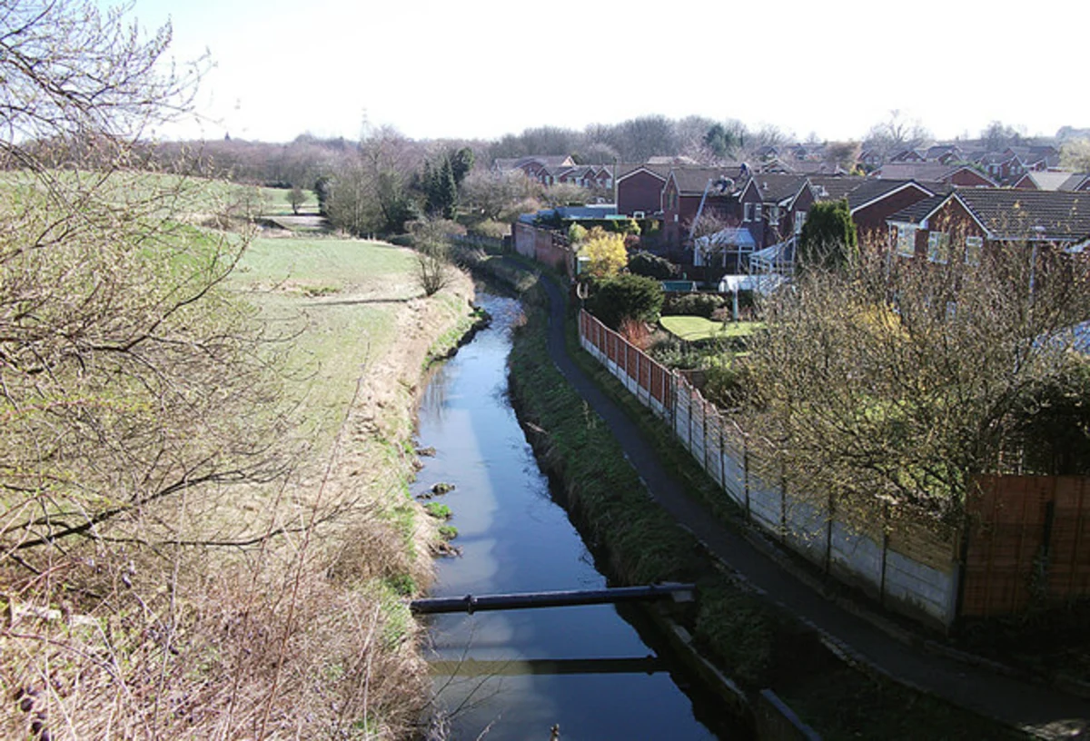 Chadderton Fold and Middleton Junction Walk