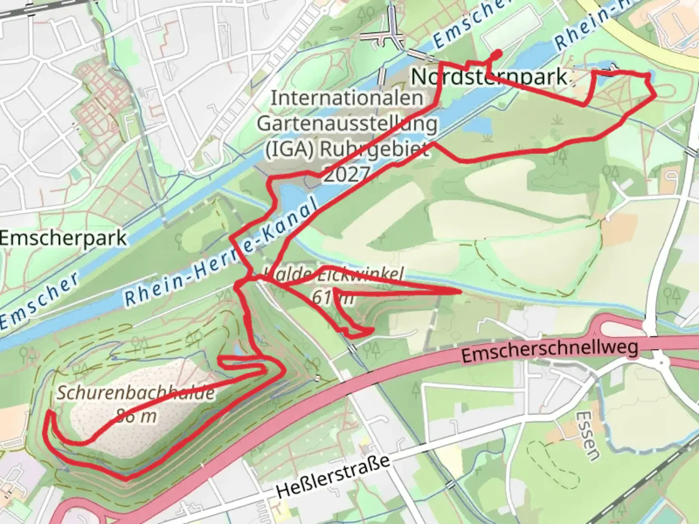 An image depicting the trail Schurenbachhalde and Rhein-Herne-Kanal via ZollvereinSteig and its surrounding area.