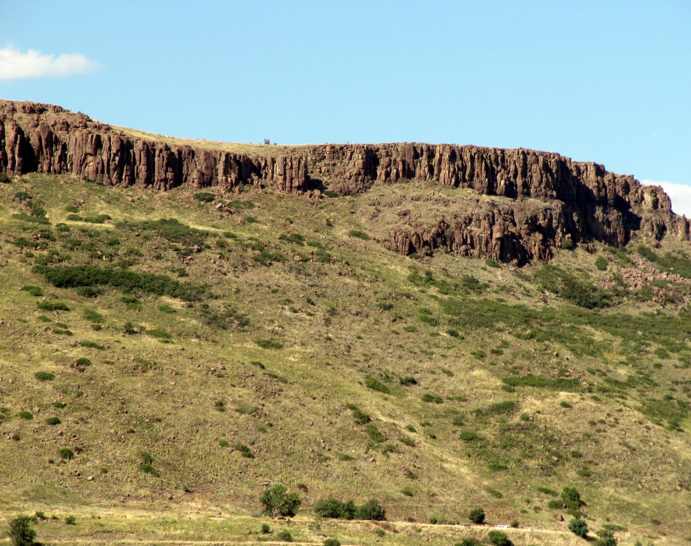 An image depicting the trail Lichen Peak - North Mountain Loop Trail and its surrounding area.