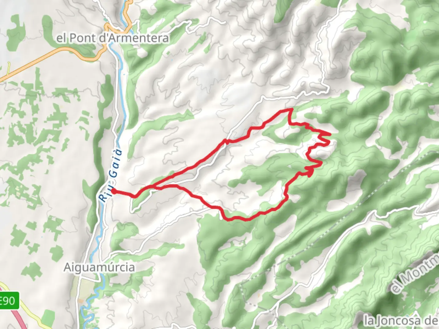 An image depicting the trail Path of Santes Creus PR C 8 and its surrounding area.