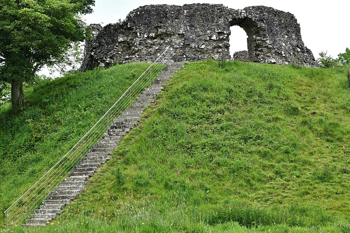 Castle Hill and Bletchingley