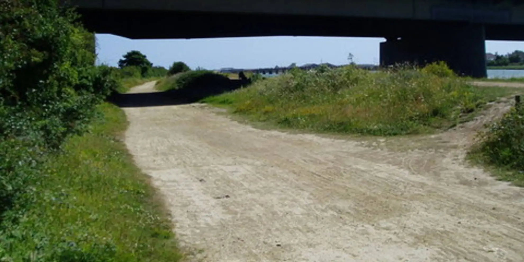 An image depicting the trail Shoreham-By-Sea Trail and its surrounding area.