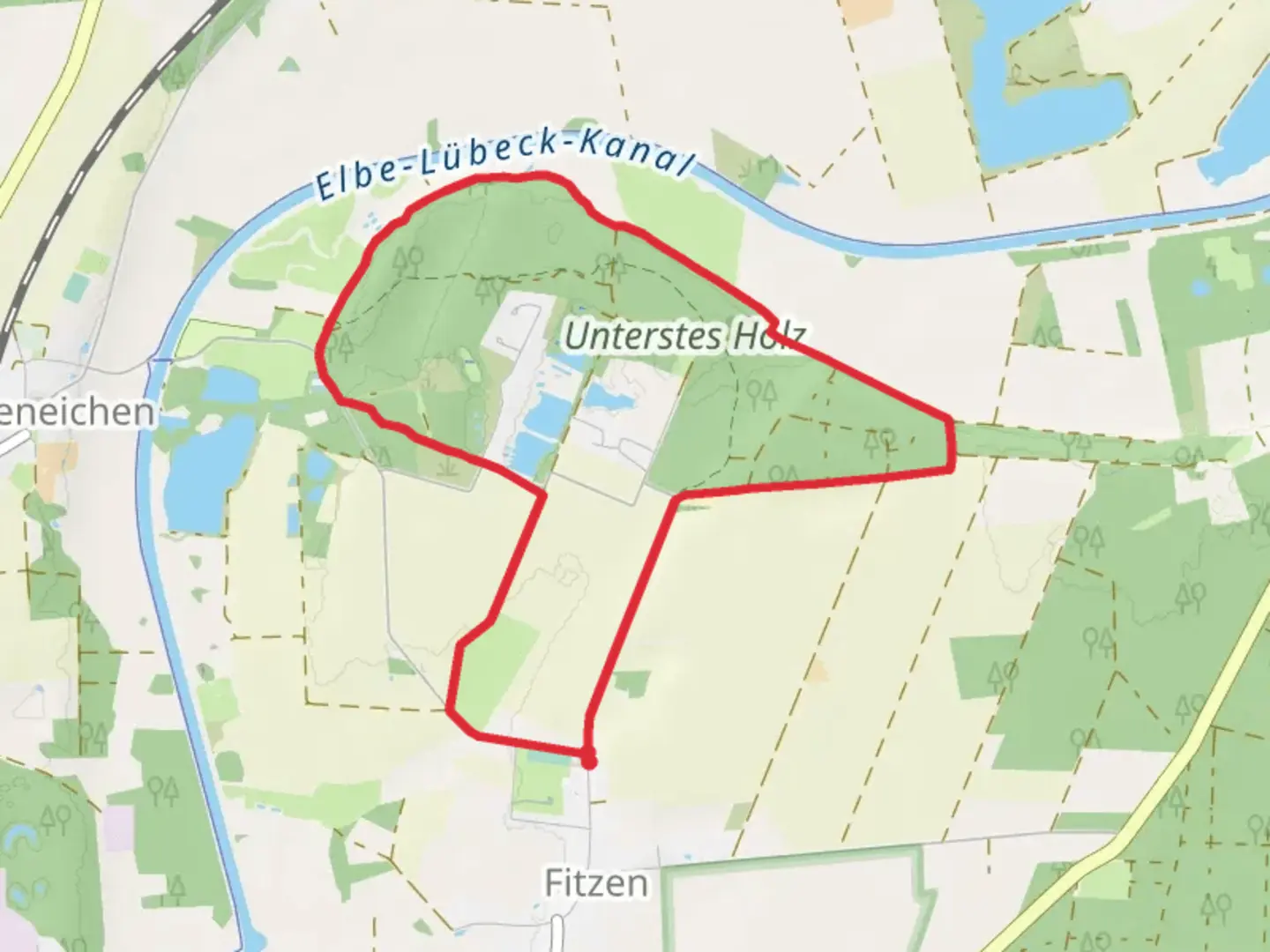 An image depicting the trail Rundwanderweg Fitzen and its surrounding area.
