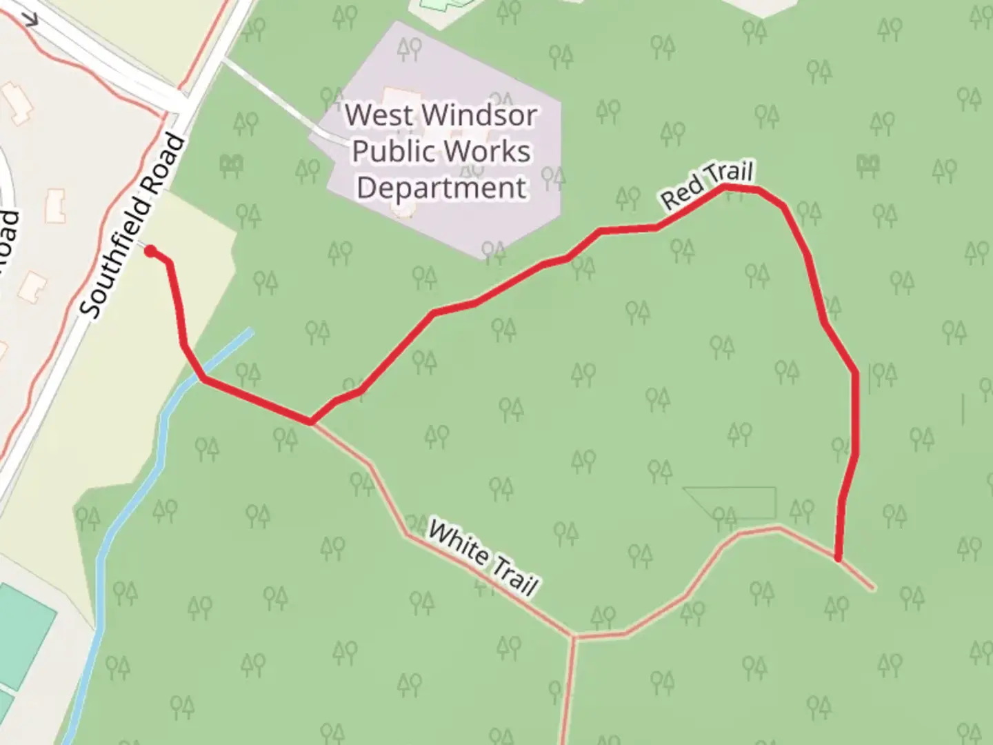 An image depicting the trail Red Trail and its surrounding area.