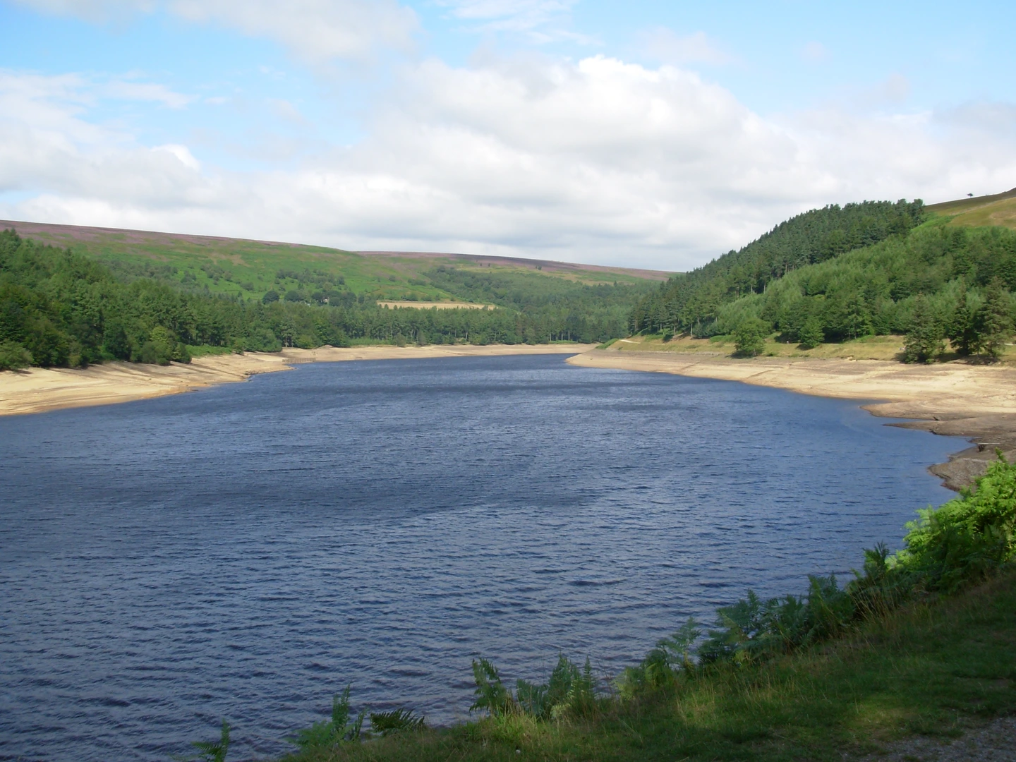 An image depicting the trail Derwent Valley Skyline from Ashopton and its surrounding area.