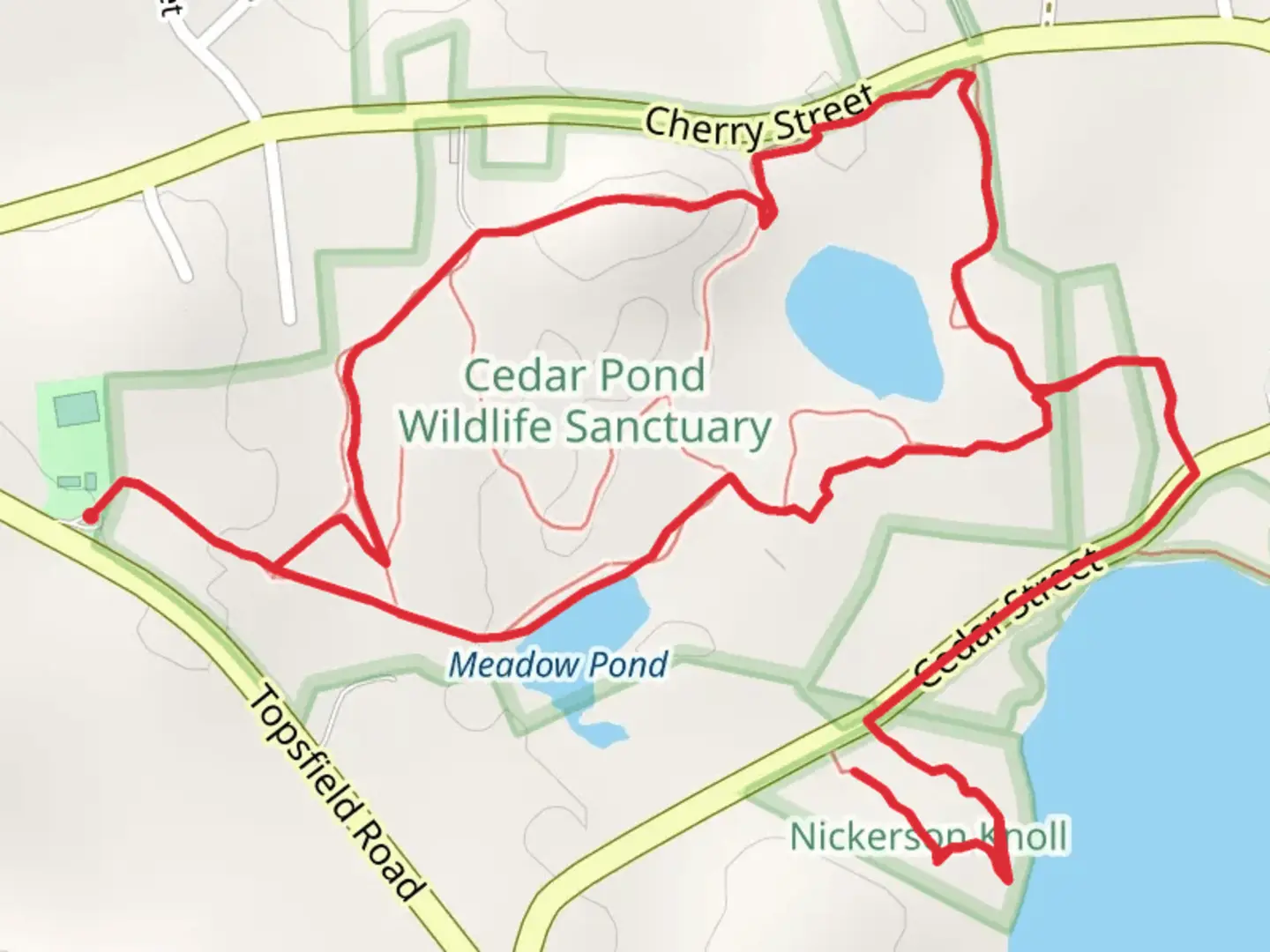 An image depicting the trail Cedar Pond and Wenham Lake Loop and its surrounding area.