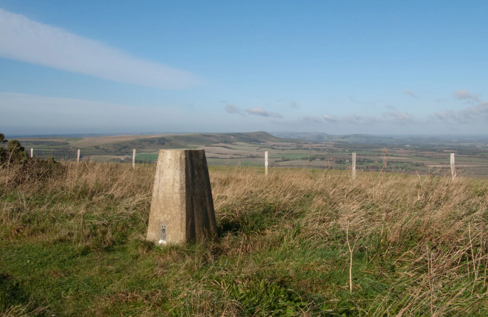 An image depicting the trail Loop around Wilmington Hill and its surrounding area.