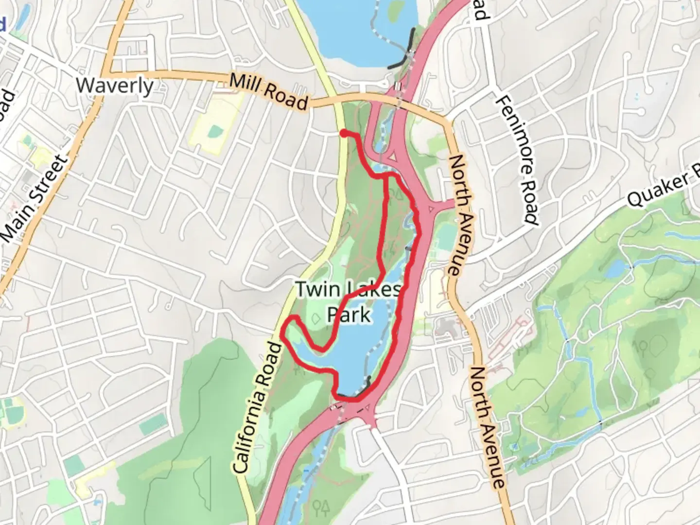 An image depicting the trail Hutchinson River Reservoir Number Three Loop Trail and its surrounding area.