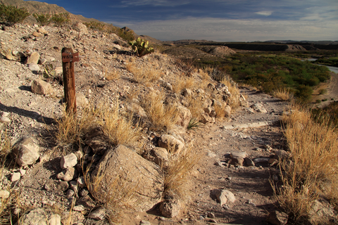 An image depicting the trail Boquillas Canyon Trail and its surrounding area.
